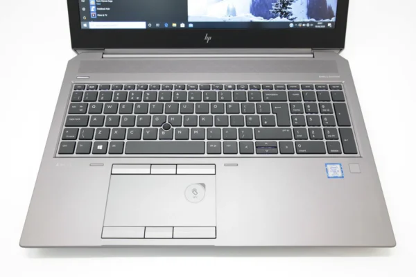 HP Zbook 15 G5 Intel Core i7-8850H Ram 32GB SSD 512GB Nvme Nvidia P1000 4GB DDR5